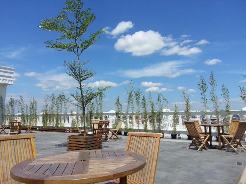 โรงแรมอมาเรโล โซโล Surakarta  ภายนอก รูปภาพ